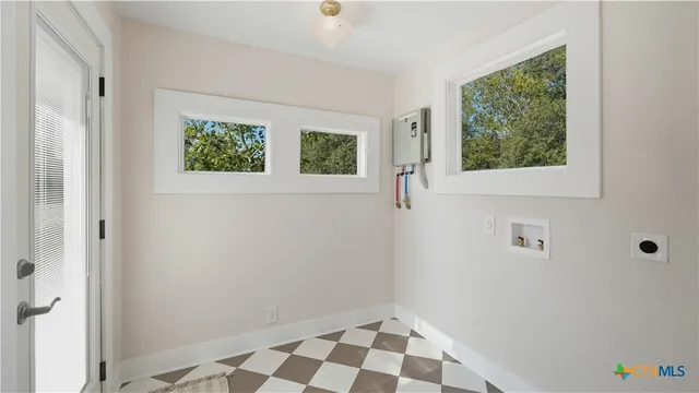 $249,900 | 611 Qualls Street, Gonzales, TX 78629