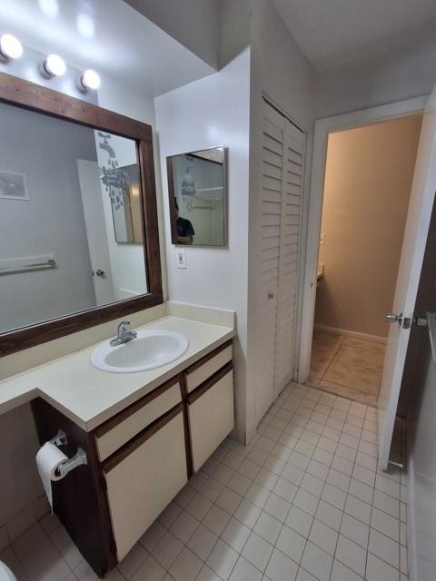 741 Lyons Road, Unit 17106 Coconut Creek, FL 33063 - Photo 15 of 28 a view of a hallway with entryway