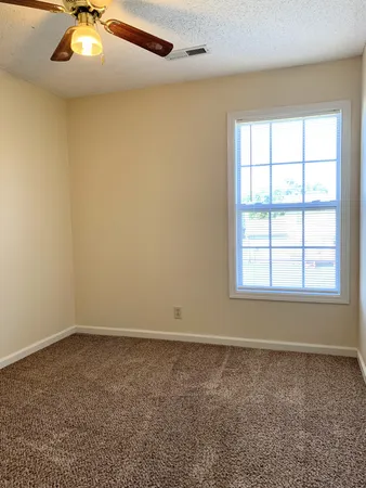 $1,095 | 811 Flyer Court, Oak Grove, KY 42262