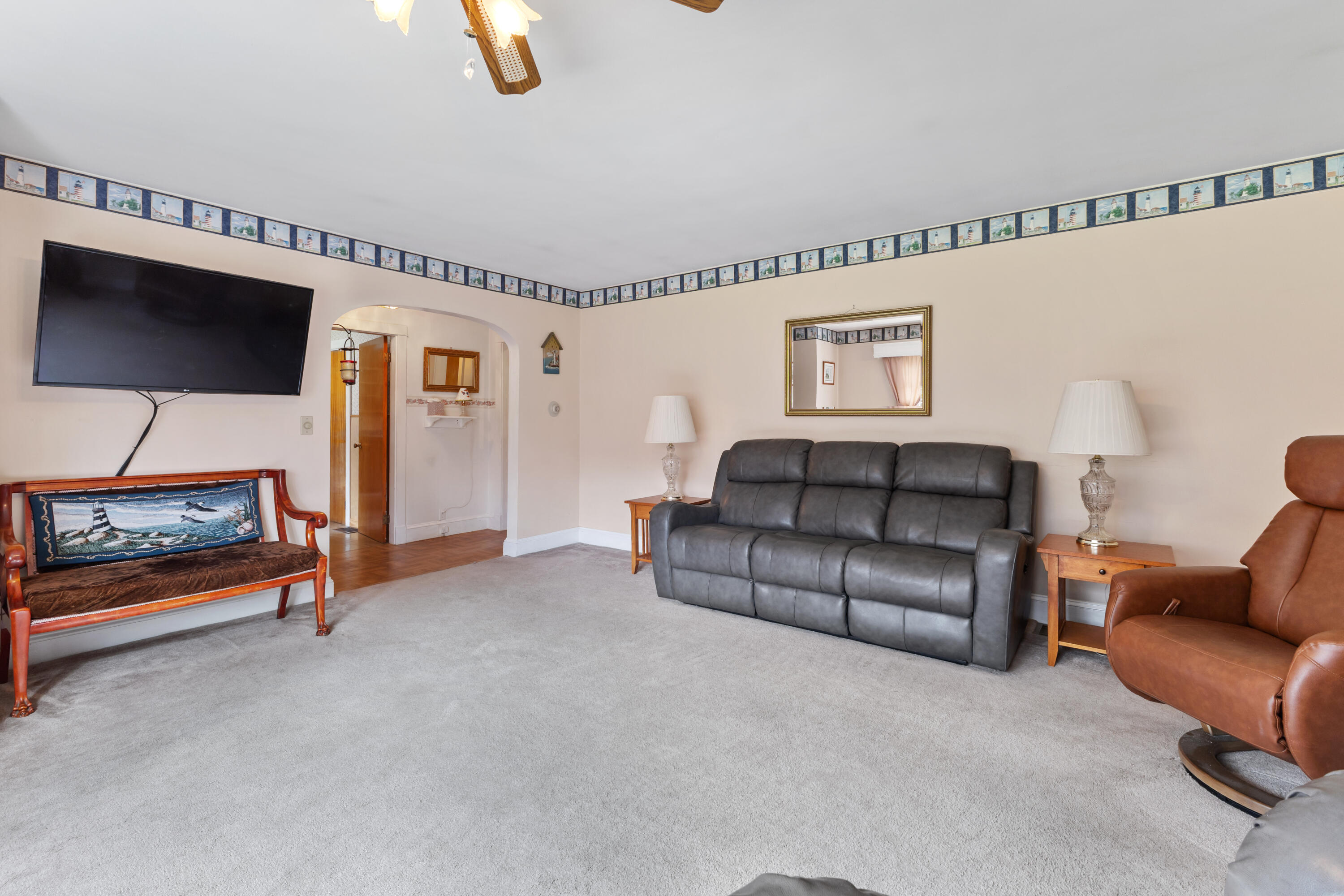 1571 River Road Bucksport, ME 04416 - Photo 28 of 65 Living Room