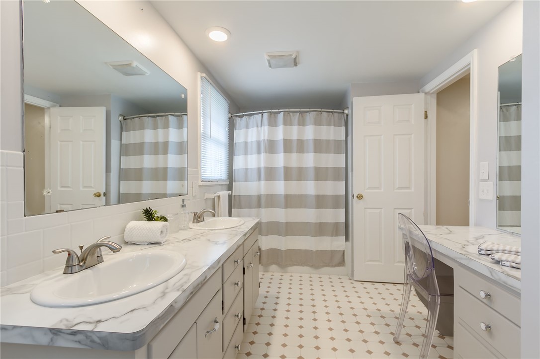 48 Bromley Road Pittsford, NY 14534 - Photo 39 of 50