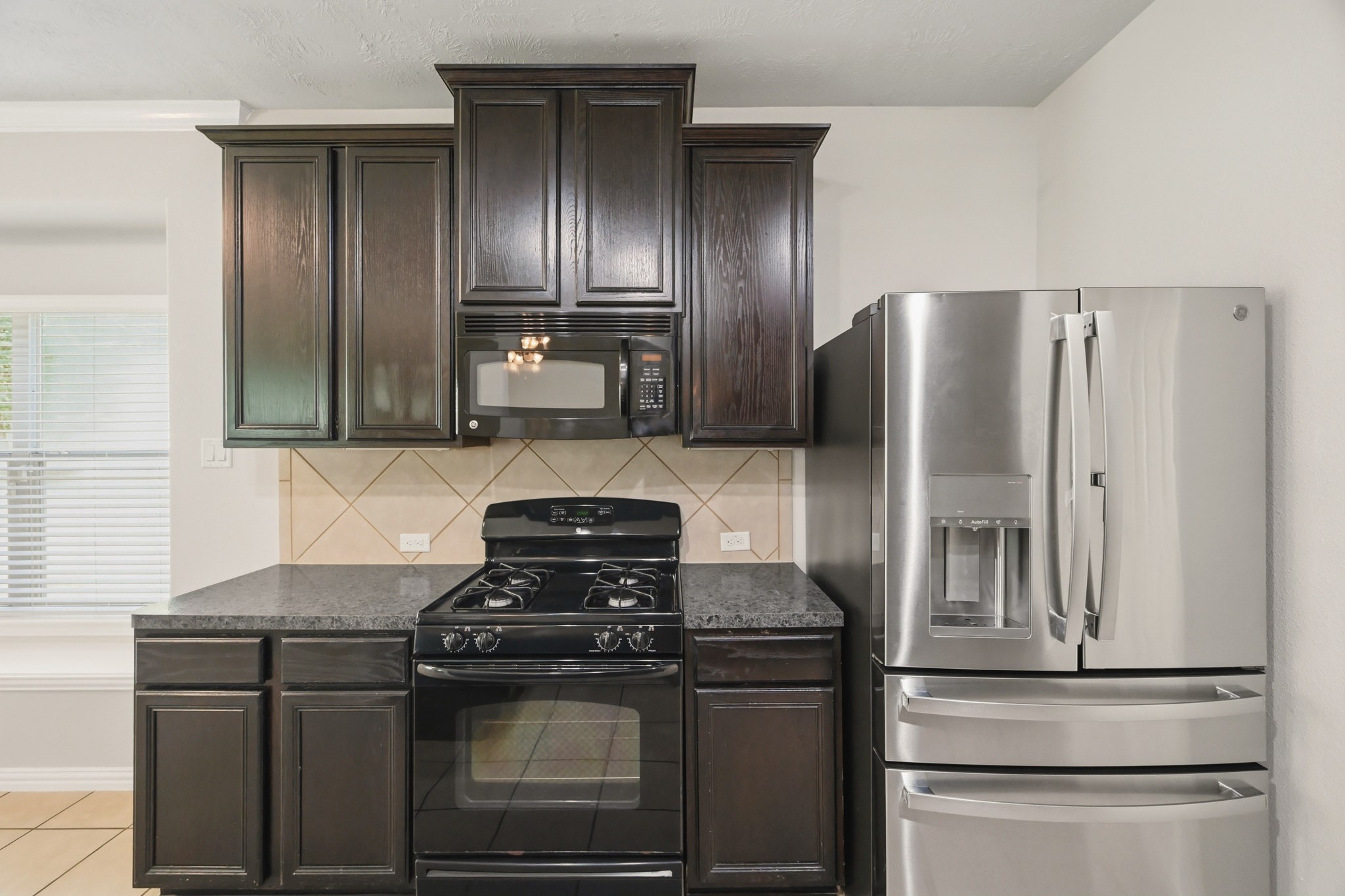 25615 Crisp Spring Lane Spring, TX 77373 - Photo 17 of 42