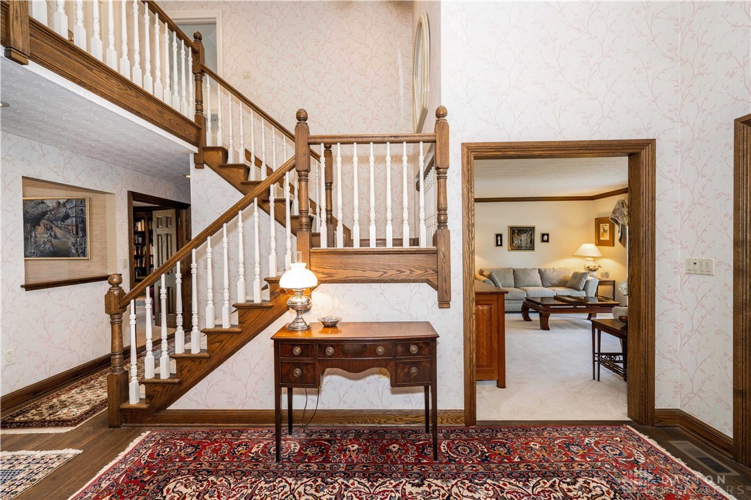 8343 Innsbrook Lane Springboro, OH 45066 - Photo 10 of 74 Stairs in Entry Way
