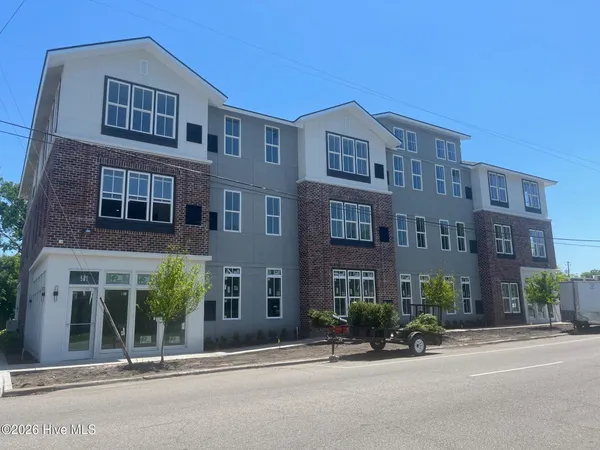 $1,250 | 1704 Church Street, Unit 206, Wilmington, NC 28403