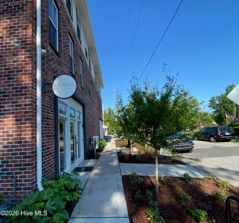 $1,250 | 1704 Church Street, Unit 206, Wilmington, NC 28403