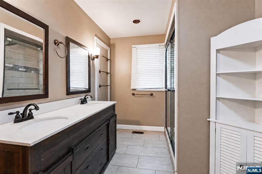 12 River Road Oak Ridge, NJ 07438 - Photo 14 of 36