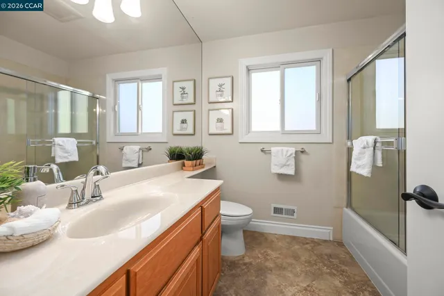 $1,095,000 | 8 Rialto Drive, Clayton, CA 94517