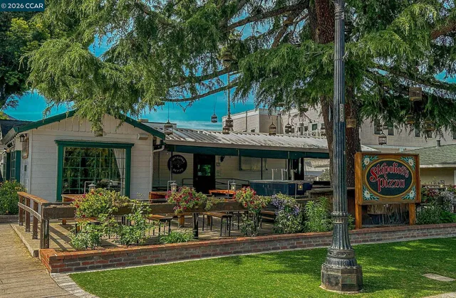 $1,095,000 | 8 Rialto Drive, Clayton, CA 94517