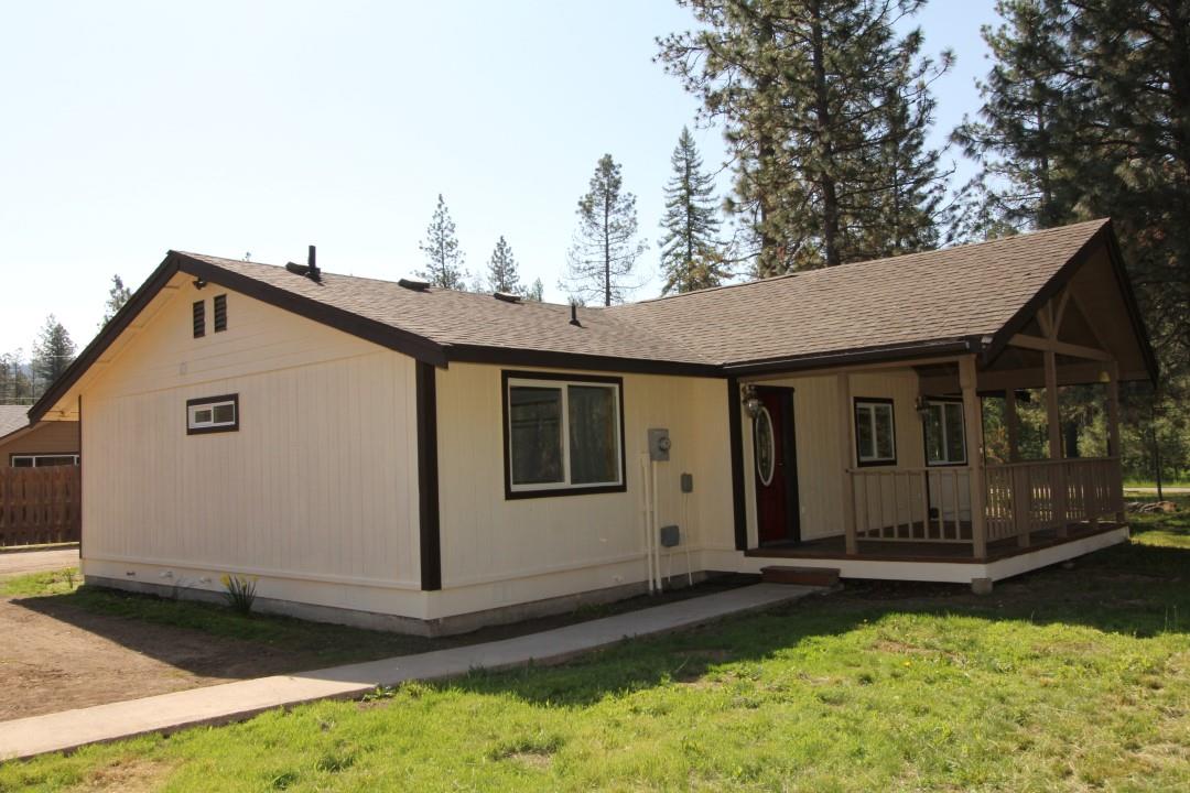 3986 Colville Road Loon Lake, WA 99148 - Photo 2 of 20