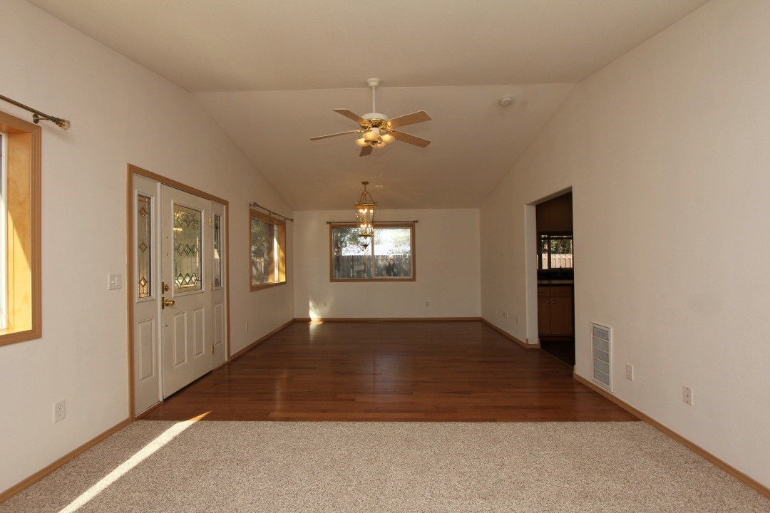 3986 Colville Road Loon Lake, WA 99148 - Photo 5 of 20