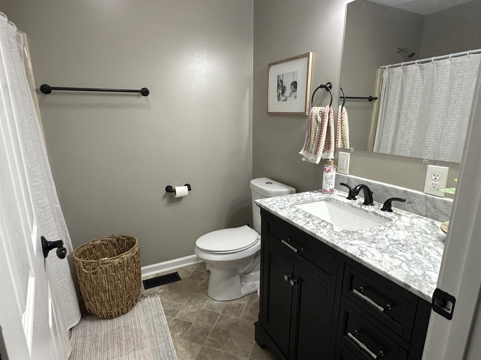 1048 Warrensburg Road Greeneville, TN 37743 - Photo 23 of 55 thumbnail_IMG_3129