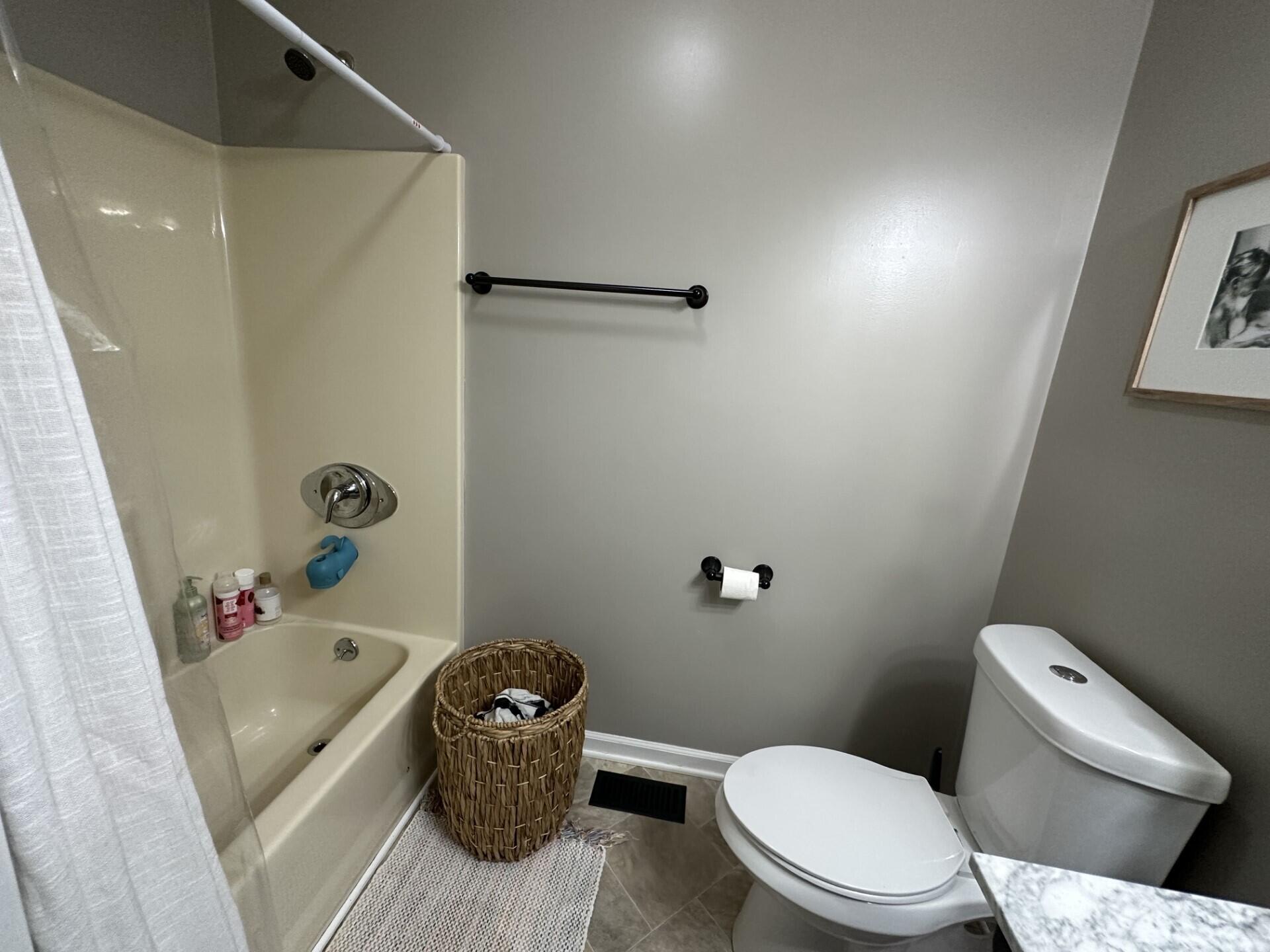 1048 Warrensburg Road Greeneville, TN 37743 - Photo 24 of 55 thumbnail_IMG_3130