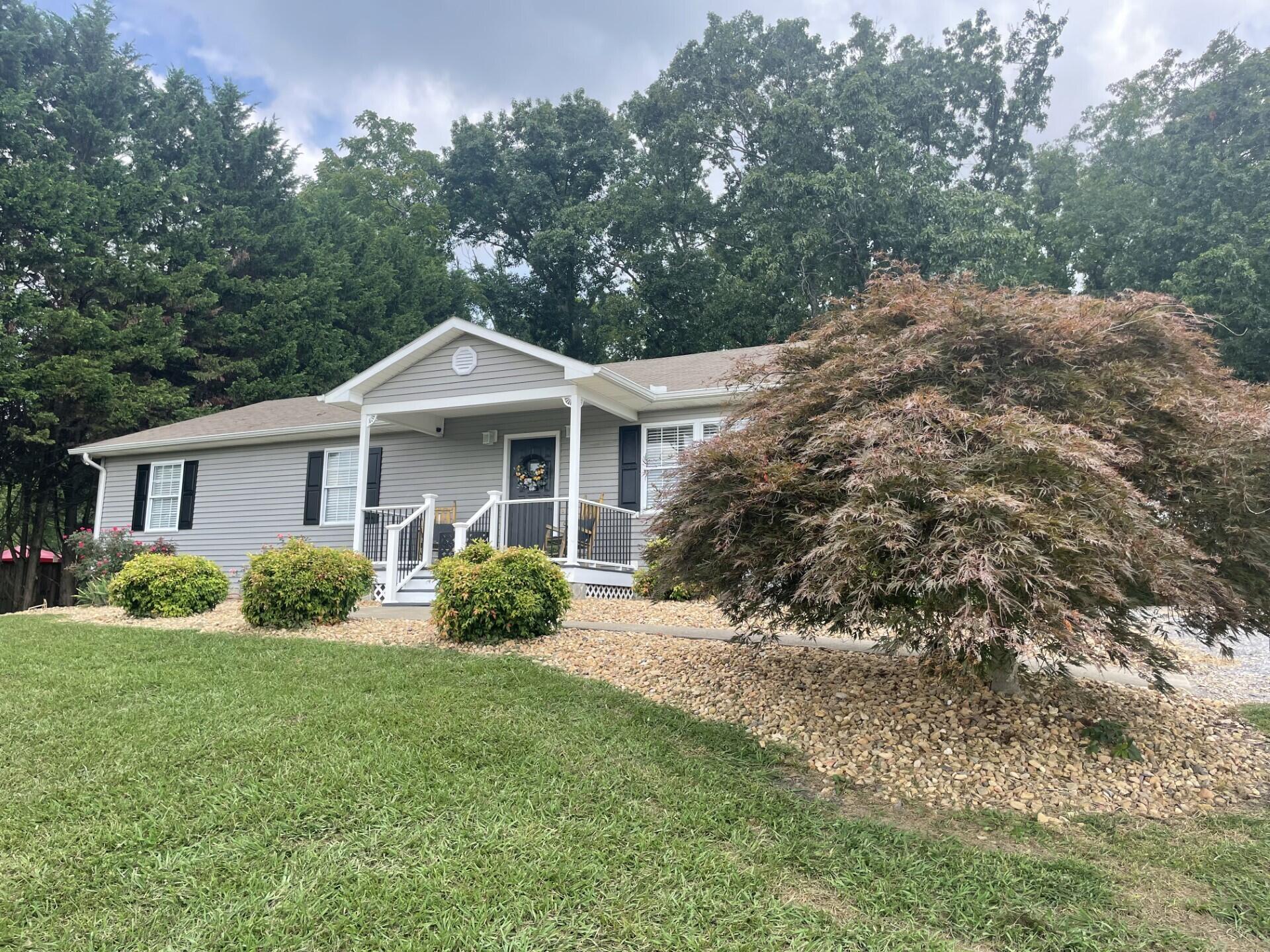1048 Warrensburg Road Greeneville, TN 37743 - Photo 3 of 55 thumbnail_IMG_7552