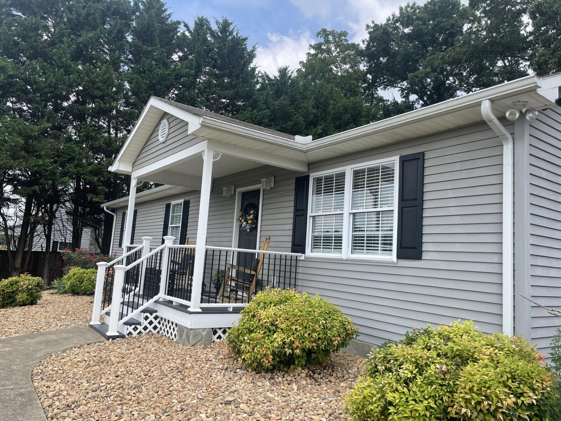 1048 Warrensburg Road Greeneville, TN 37743 - Photo 4 of 55 1
