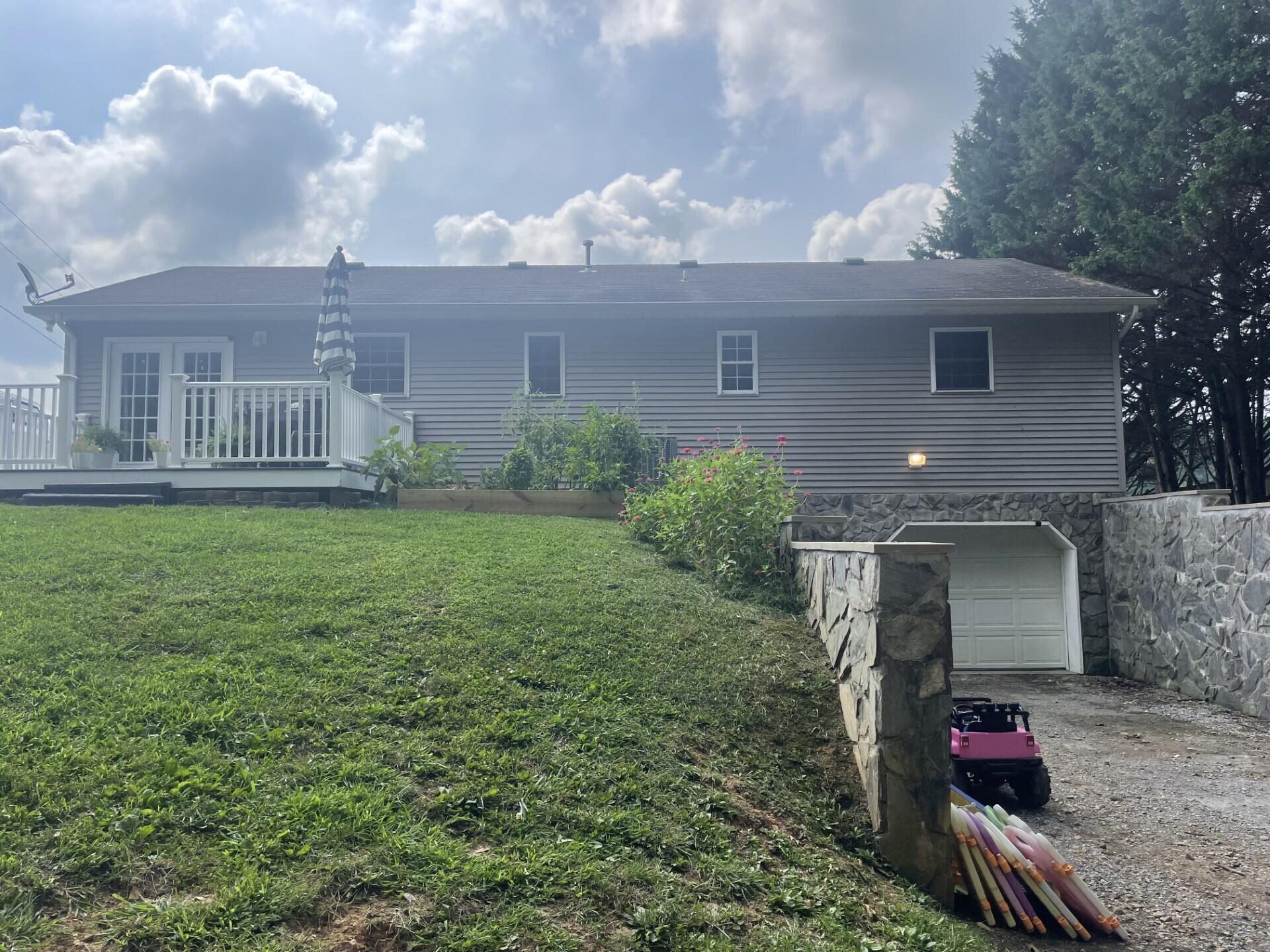 1048 Warrensburg Road Greeneville, TN 37743 - Photo 48 of 55 thumbnail_IMG_7544
