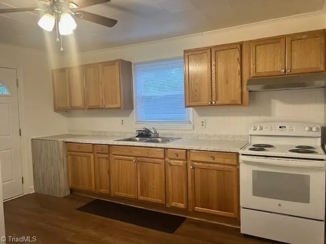 $975 | 527 North Washington Avenue, Reidsville, NC 27320