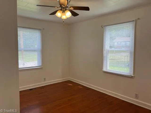 $975 | 527 North Washington Avenue, Reidsville, NC 27320