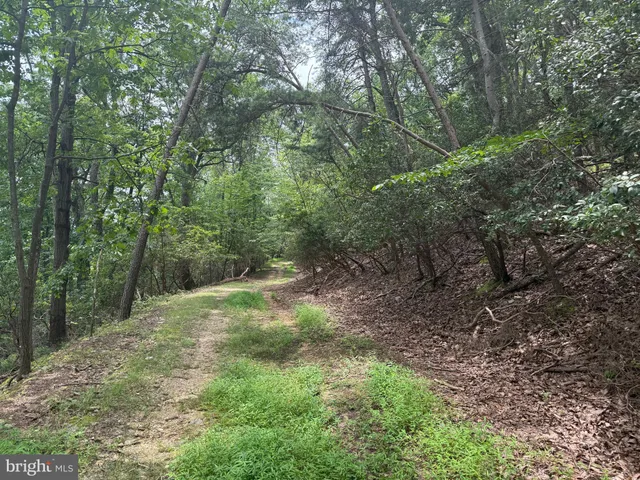 $99,900 | 2406 Jackson Drive, Haymarket, VA 20169