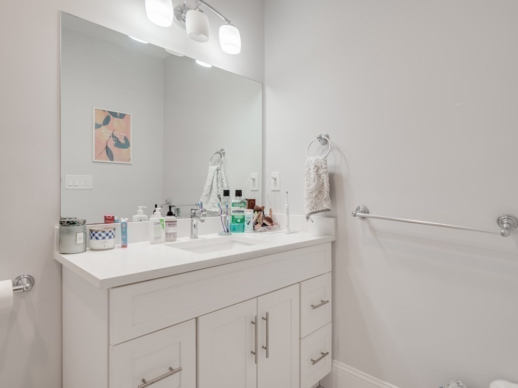 45 L Street, Unit 9 Boston, MA 02127 - Photo 20 of 23