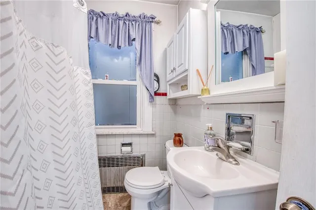 $379,900 | 3931 Hoosac Street, Pittsburgh, PA 15207