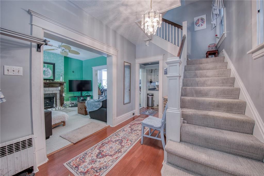 3931 Hoosac Street Pittsburgh, PA 15207 - Photo 4 of 39