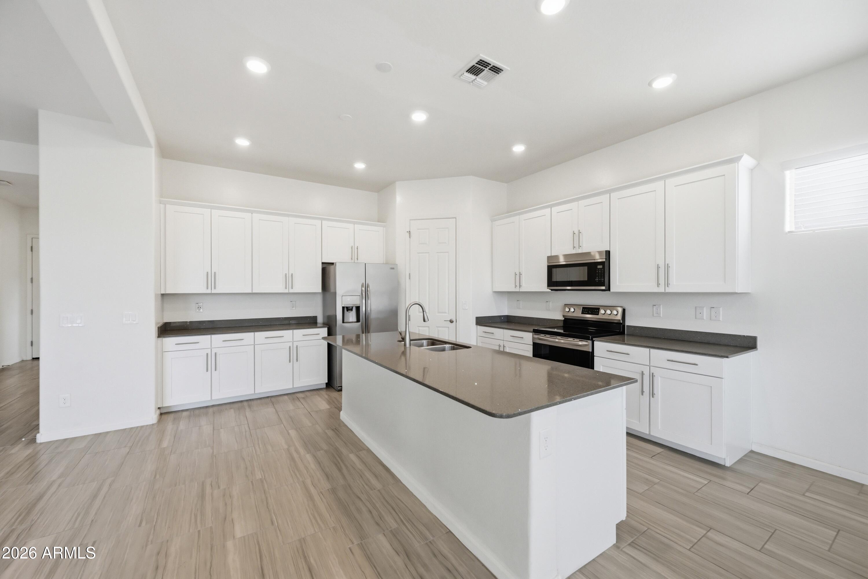 18526 West Desert Trumpet Road Goodyear, AZ 85338 - Photo 11 of 42 11_dsc_0988