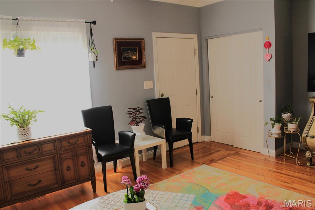 7019 Heege Road, Unit A St. Louis, MO 63123 - Photo 7 of 27