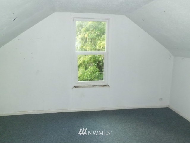 537 Southwest 16th Street Chehalis, WA 98532 - Photo 11 of 19 Gallery Image 11