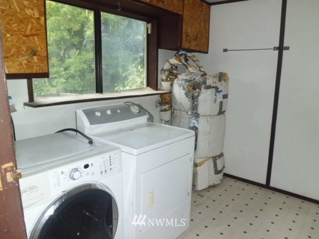 537 Southwest 16th Street Chehalis, WA 98532 - Photo 13 of 19 Gallery Image 13