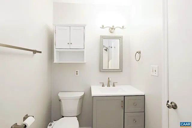 $2,350 | 964 Sutton Court, Charlottesville, VA 22901