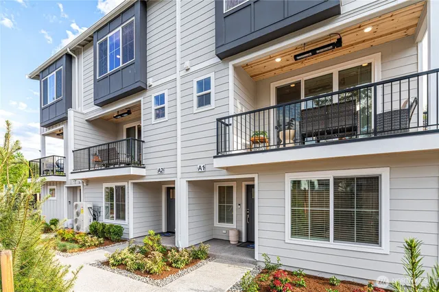 $854,900 | 1322 194th Street Southeast, Unit D7, Bothell, WA 98012