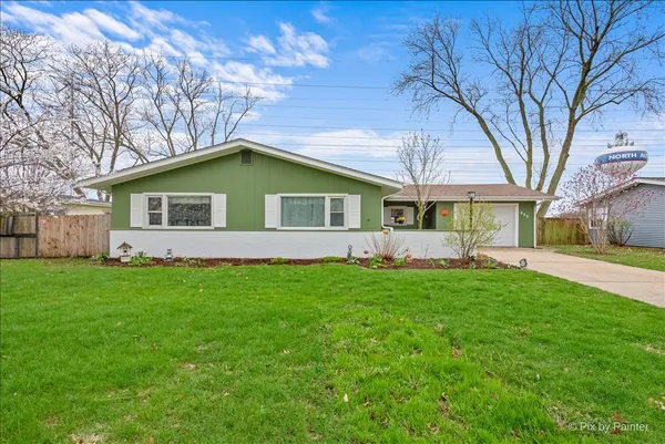 $327,500 | 422 Princeton Drive, North Aurora, IL 60542