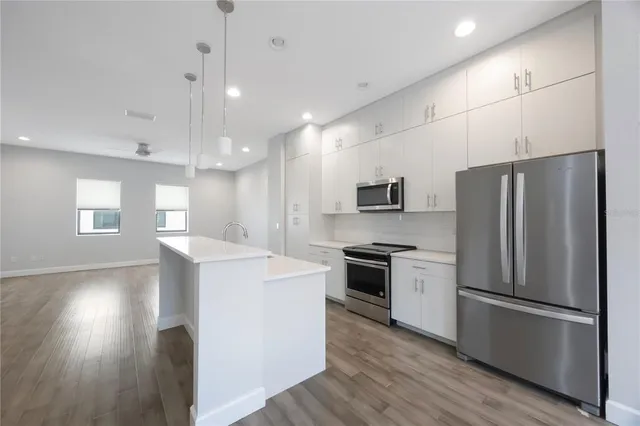 $3,850 | 1330 West Gray Street, Unit 5, Tampa, FL 33606