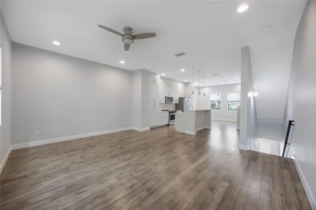 $3,850 | 1330 West Gray Street, Unit 5, Tampa, FL 33606