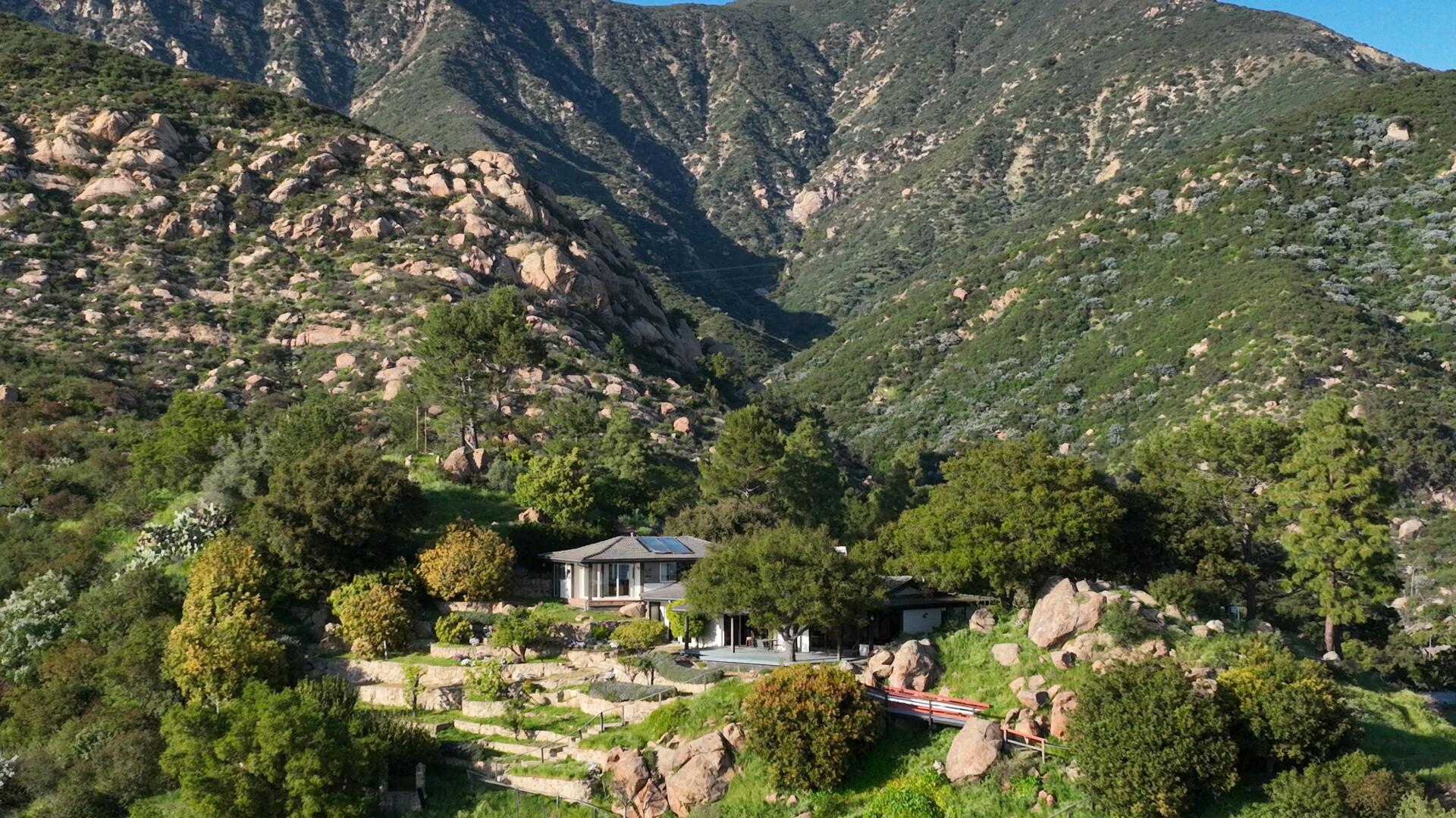 909 Park Lane Montecito, CA 93108 - Photo 7 of 39 a balcony with chairs