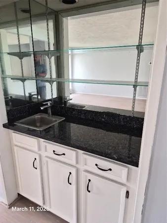 $2,250 | 2923 Edgewood Drive, Sugar Land, TX 77479