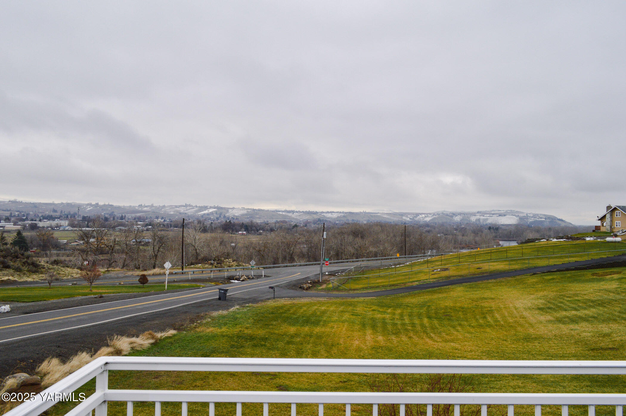 11 Echo Court Yakima, WA 98908 - Photo 8 of 29 View From Deck