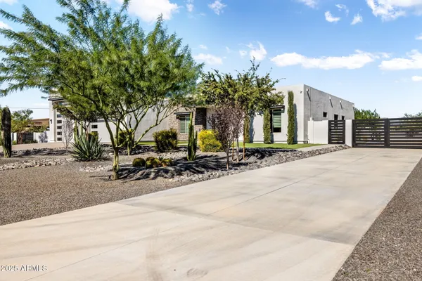 $1,450,000 | 37239 North 11th Avenue, Phoenix, AZ 85086