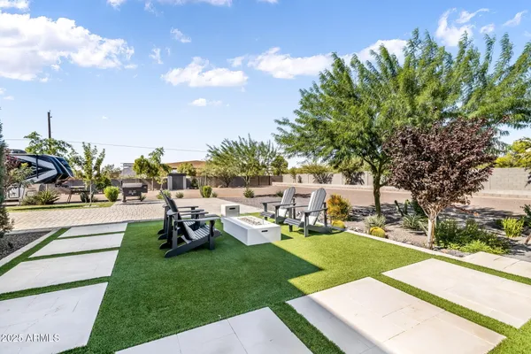 $1,450,000 | 37239 North 11th Avenue, Phoenix, AZ 85086