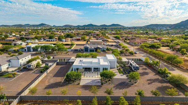$1,450,000 | 37239 North 11th Avenue, Phoenix, AZ 85086