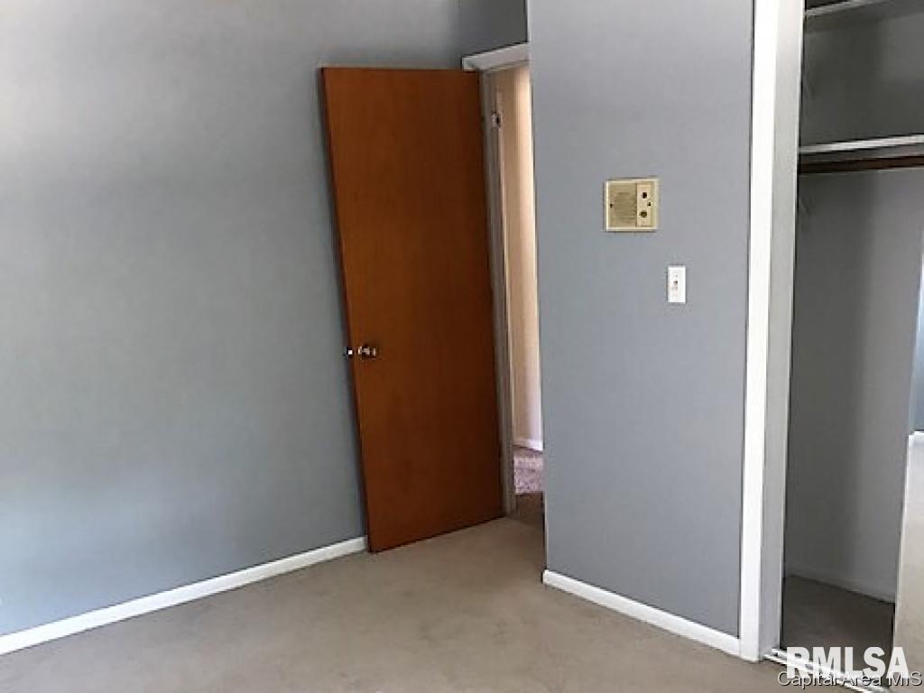 2428 Tamaroa Trail Springfield, IL 62702 - Photo 10 of 31