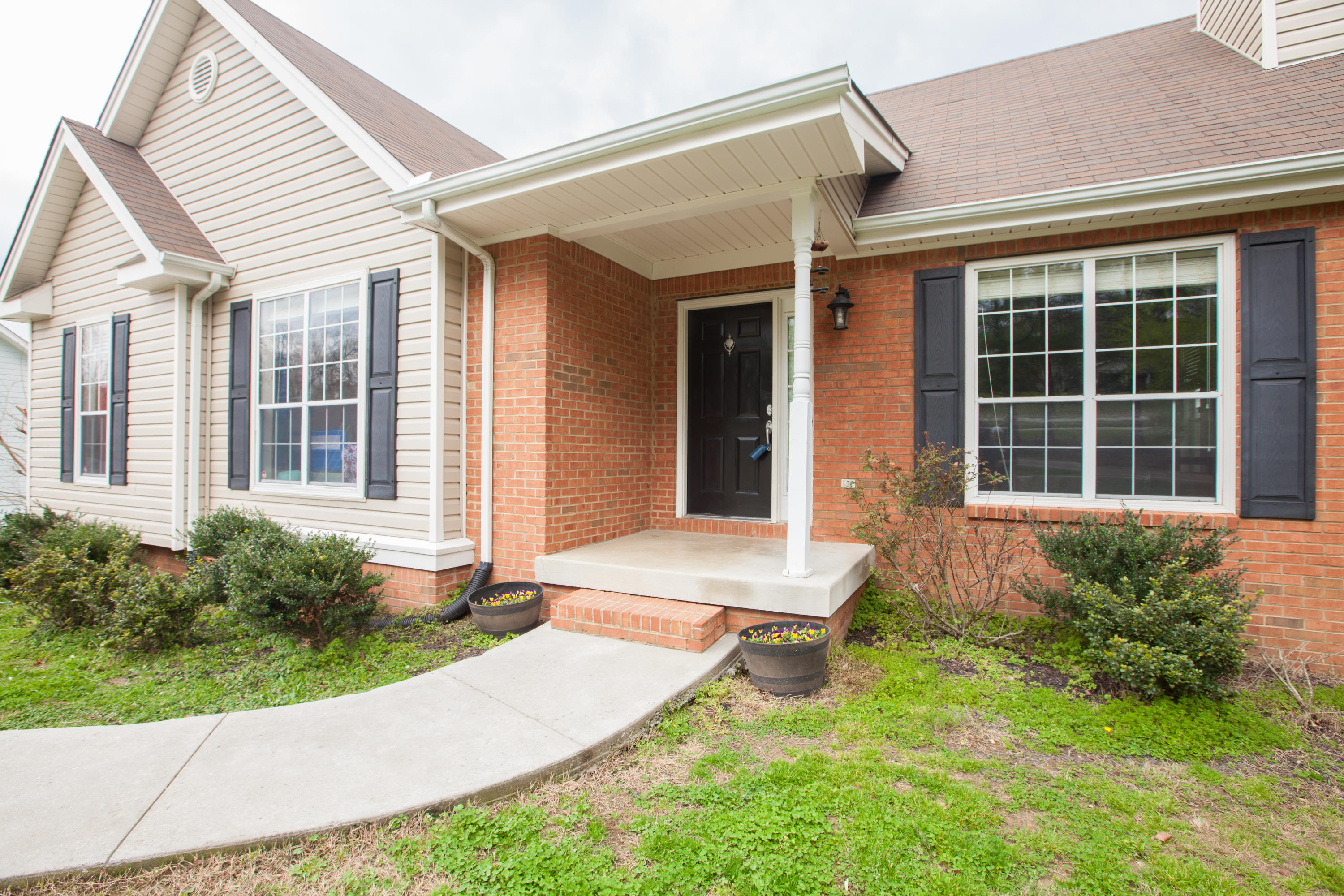 322 White RD -8473