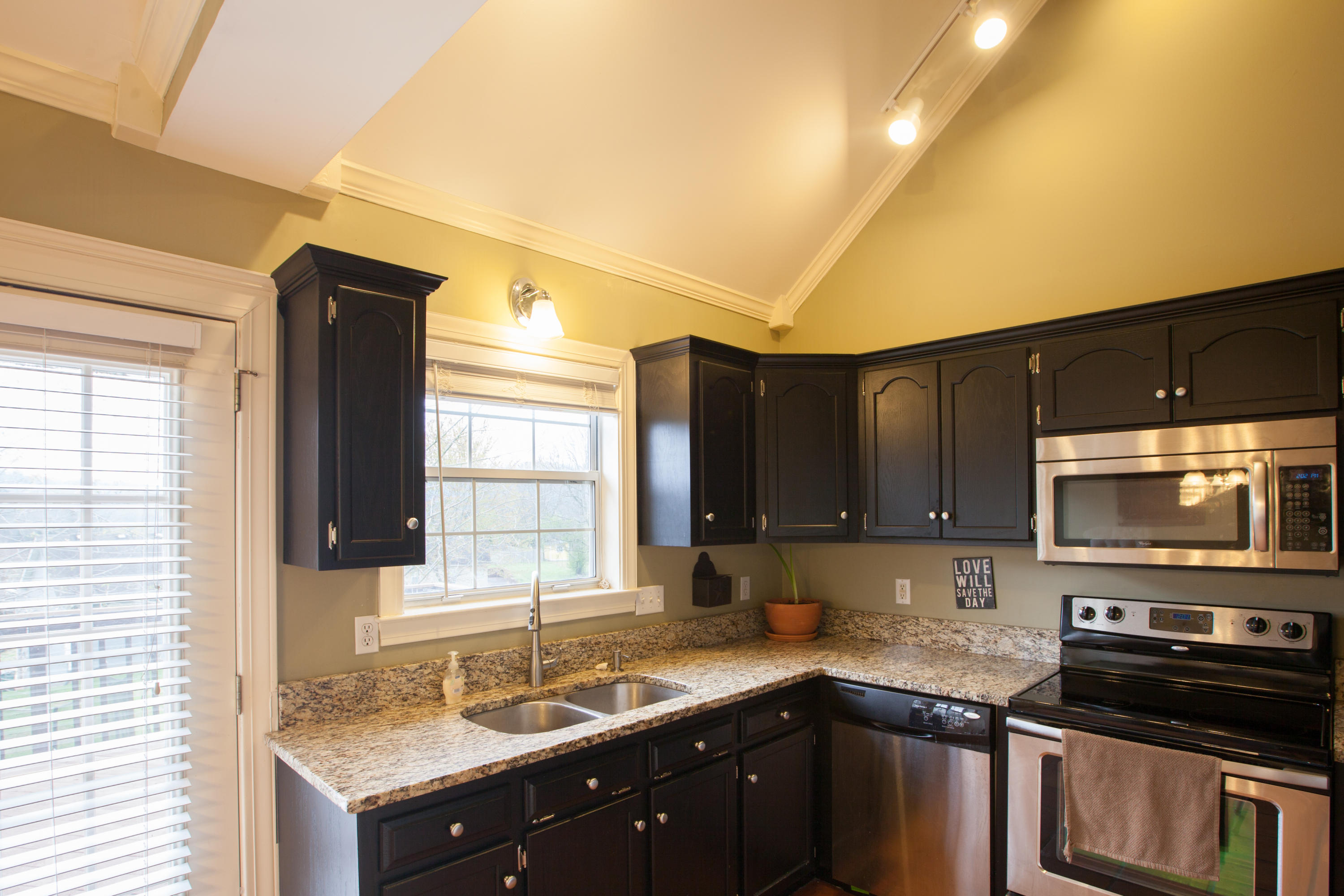 322 White Road Chattanooga, TN 37421 - Photo 13 of 48 322 White RD -8483