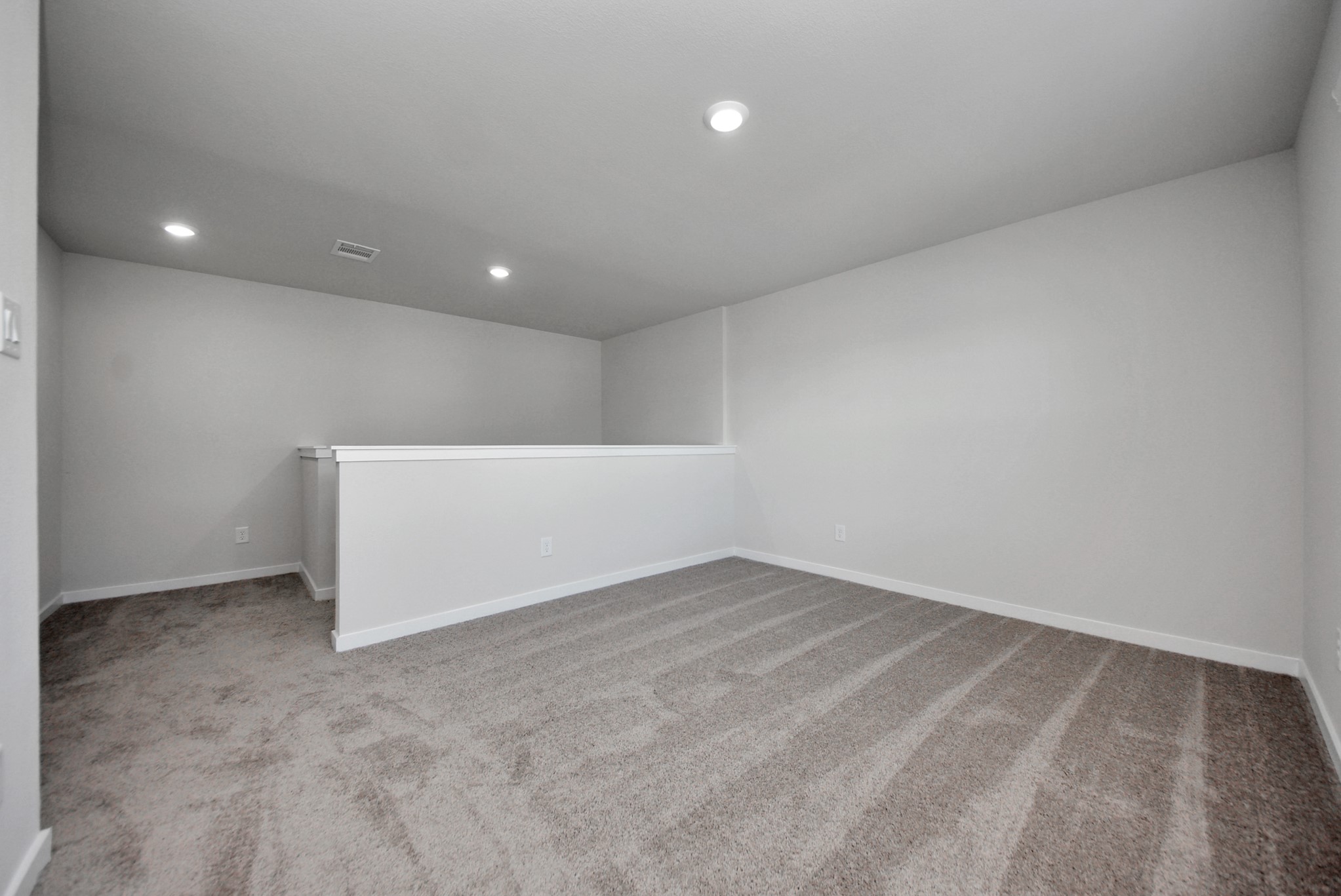 473 Shoreview Drive Conroe, TX 77303 - Photo 40 of 49 a view of an empty room