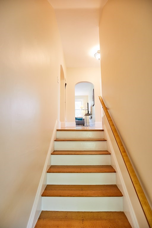 92 Coolidge Street, Unit 2 Brookline, MA 02446 - Photo 26 of 29 a view of entryway