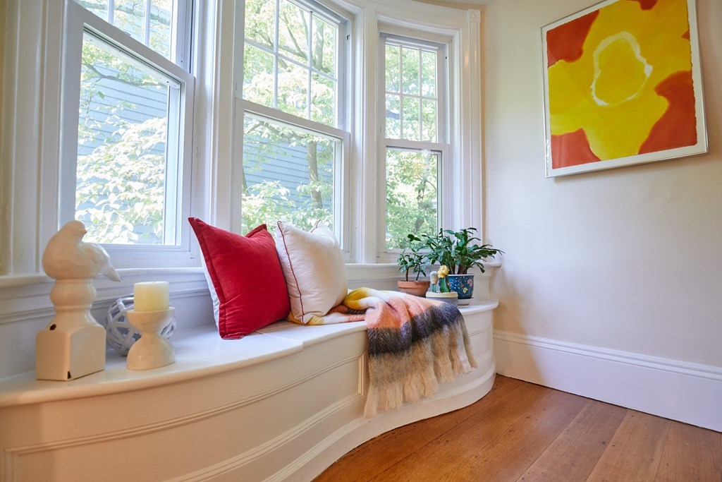 92 Coolidge Street, Unit 2 Brookline, MA 02446 - Photo 27 of 29 a living room with furniture and flowers