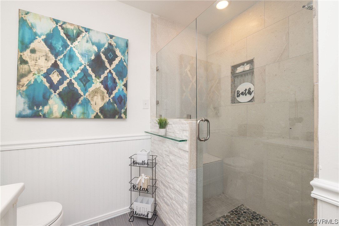 1701 Quail Covey Road Henrico, VA 23238 - Photo 34 of 45 a bathroom with a shower and toilet