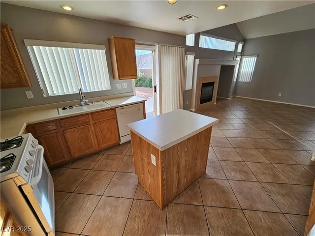 $1,850 | 6030 Blue Autumn Street, North Las Vegas, NV 89031