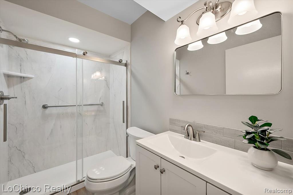 733 Hamilton Court Rochester Hills, MI 48307 - Photo 25 of 79