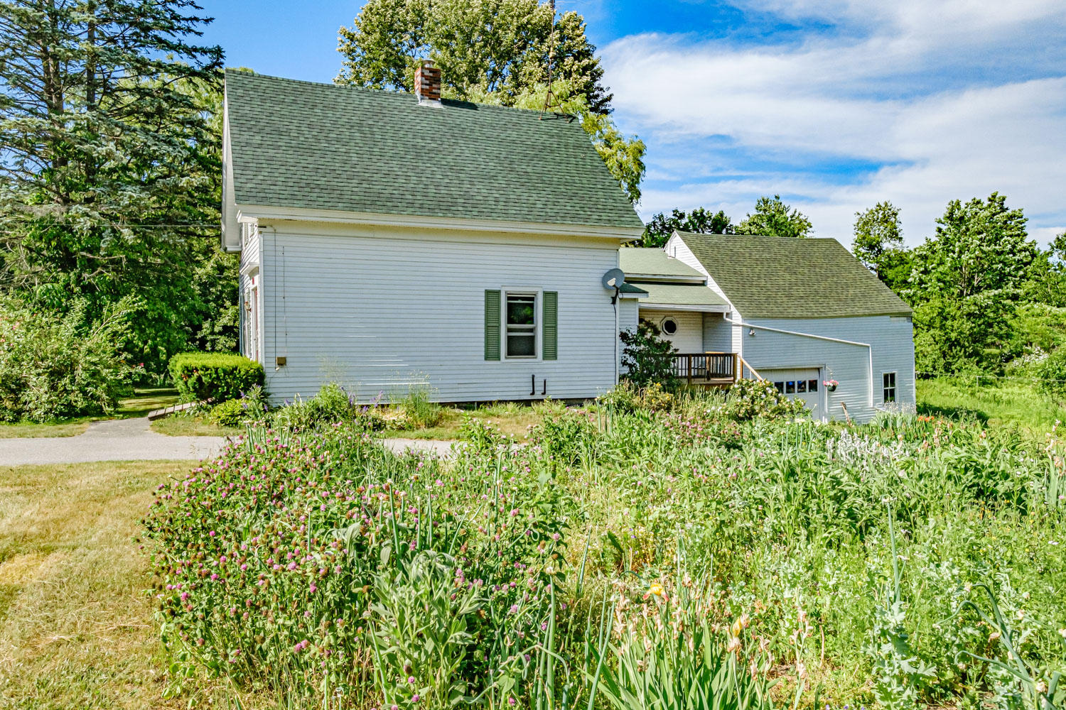 472 Waldoboro Road Washington, ME 04574 - Photo 4 of 61 472 Waldoboro Road Washington